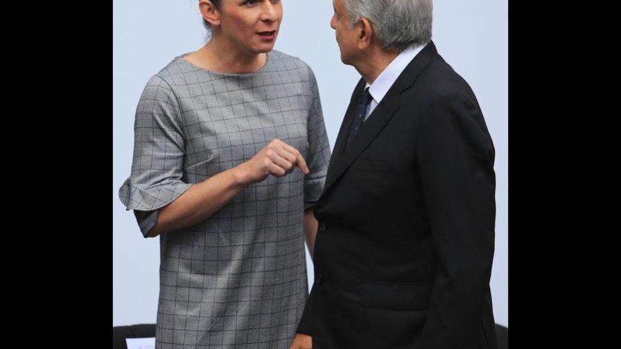 Rodeada de polémica, delegación mexicana llega a los Juegos Panamericanos Rodeada de polémica, delegación mexicana llega a los Juegos Panamericanos