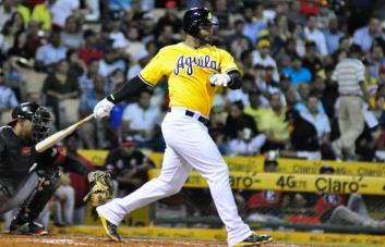 Jonathan Villar es dejado fuera de roster por las Águilas y pide respeto