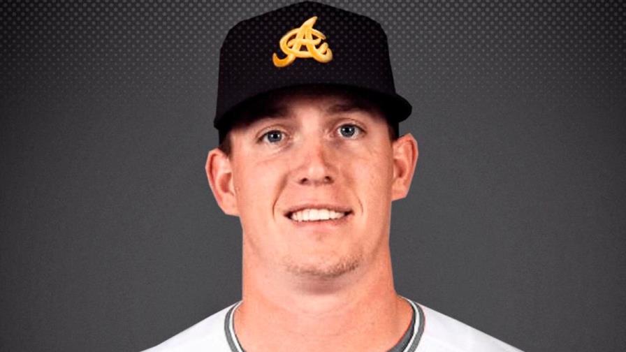 Águilas Cibaeñas contratan al lanzador Jeremy Rhoades