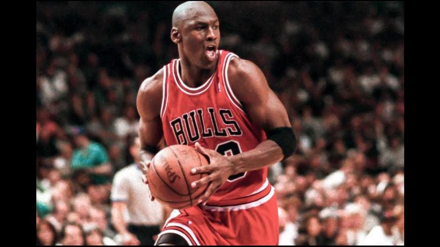 Éxito de El Último Baile dispara el valor de los objetos de Michael Jordan