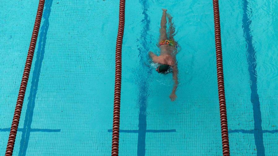 Nadadora francesa denuncia haber sido violada por un compañero de club