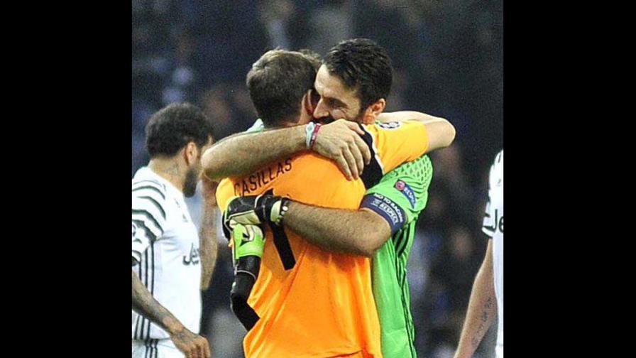 Gianluigi Buffon: Gracias Iker, sin ti todo tendría menos importancia