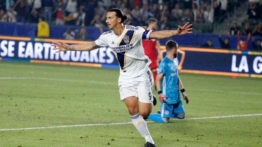 Zlatan Ibrahimovic volverá al AC Milan con un contrato de seis meses