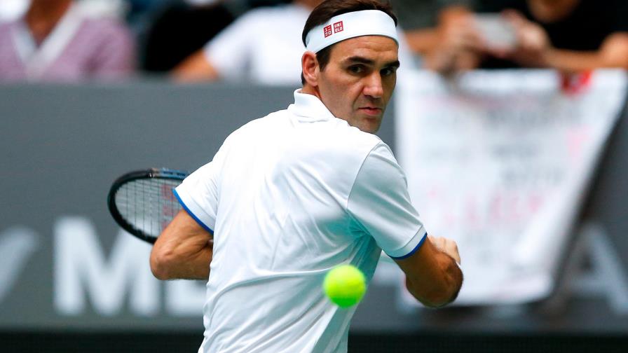 Argentina se rinde a los pies de Roger Federer durante la exhibición con Zverev Argentina se rinde a los pies de Roger Federer durante la exhibición con Zverev