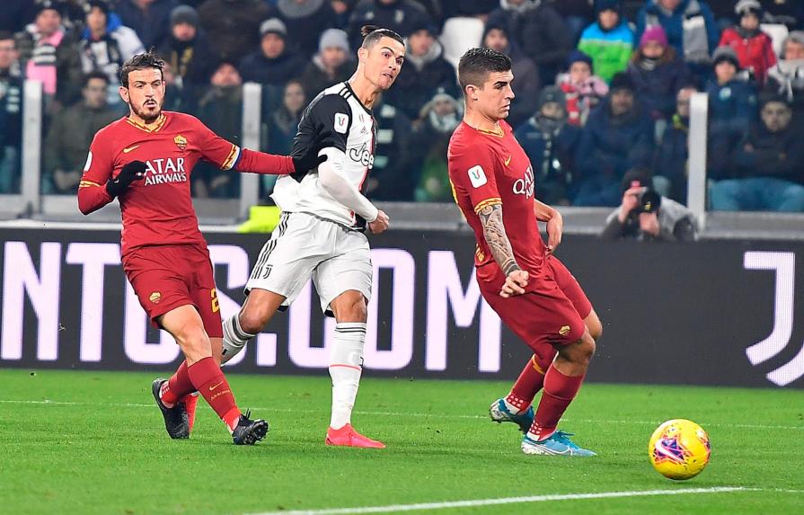 Cristiano Ronaldo guía a la Juventus a semifinales de Copa de Italia