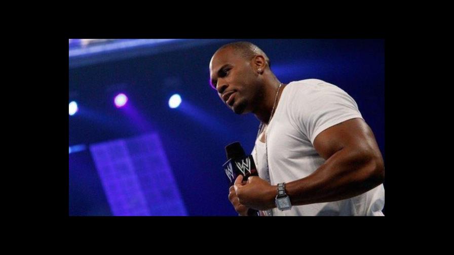 Esposa de exluchador de la WWE rompe el silencio después de su muerte