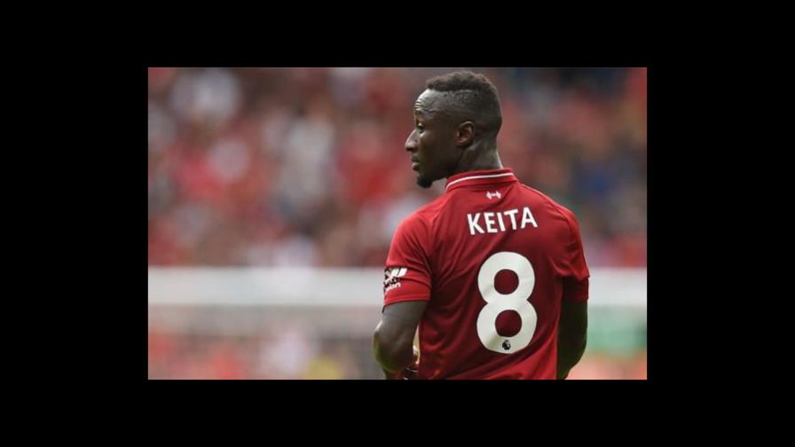 Mujer acusa de agresión sexual a futbolista del Liverpool