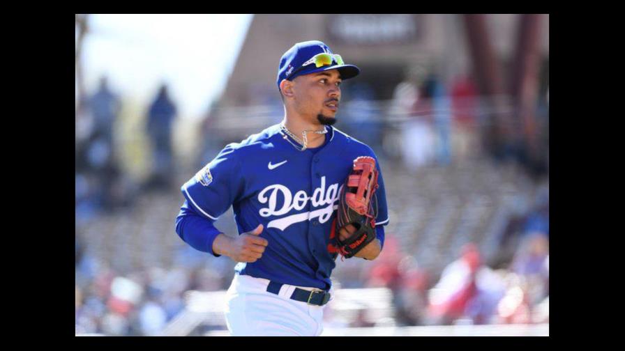 Mookie Betts firma extensión  con los Dodgers por US$365 millones