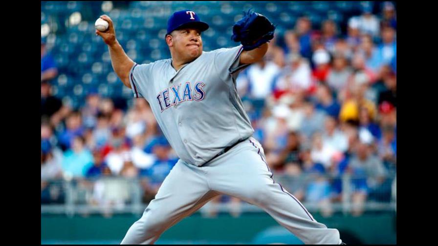 Bartolo Colón es condenado a pagar a médicos que ayudaron a salvar su brazo