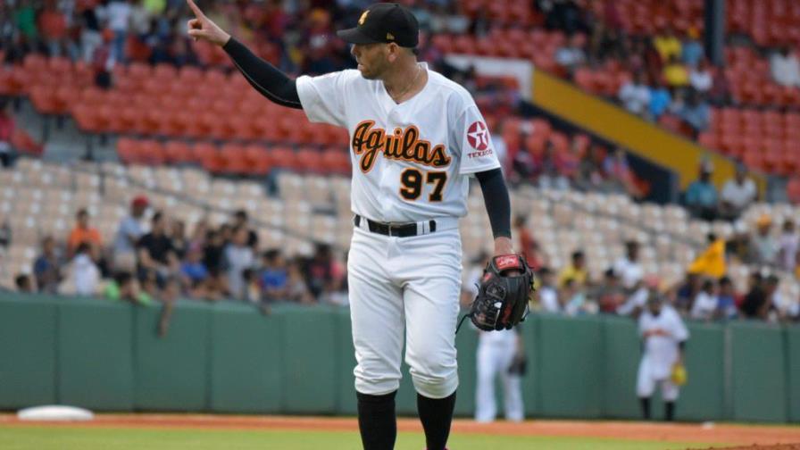 Lidom multa a aguiluchos Maya y Ravelo con RD$50,000.00 por críticas en redes sociales 