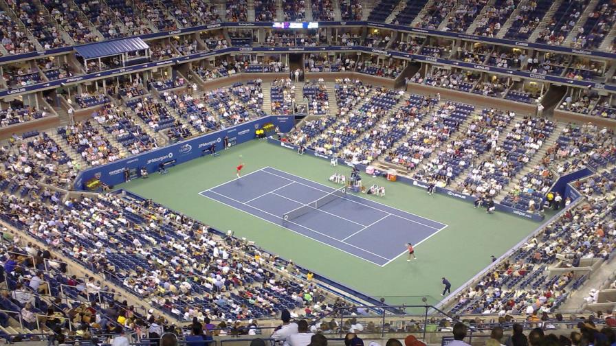Abierto de Estados Unidos sigue en pie en Nueva York pero analiza alternativas