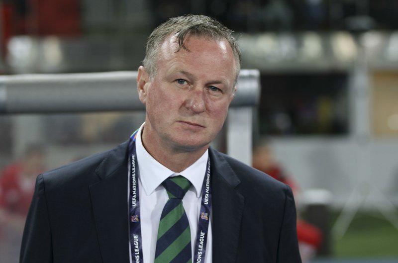 Entrenador de la selección de Irlanda del Norte renuncia por demora de repechajes