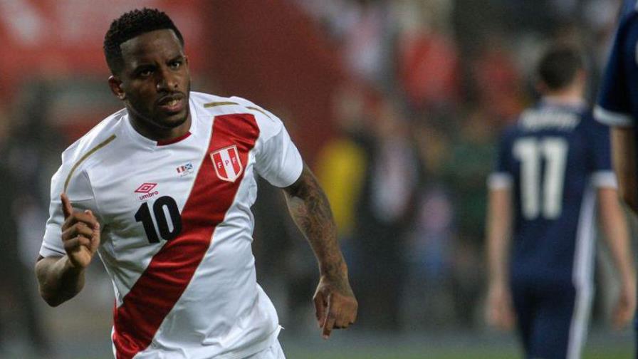 Federación Peruana y jugadores desean recuperación a Jefferson Farfán afectado por coronavirus