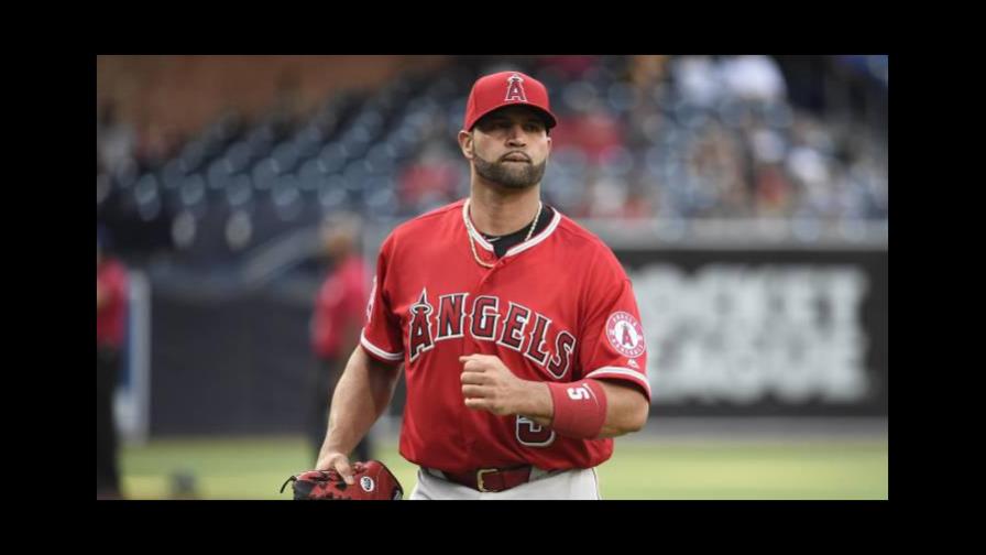 Albert Pujols sigue escalando; a sólo 2 jonrones de Willie Mays