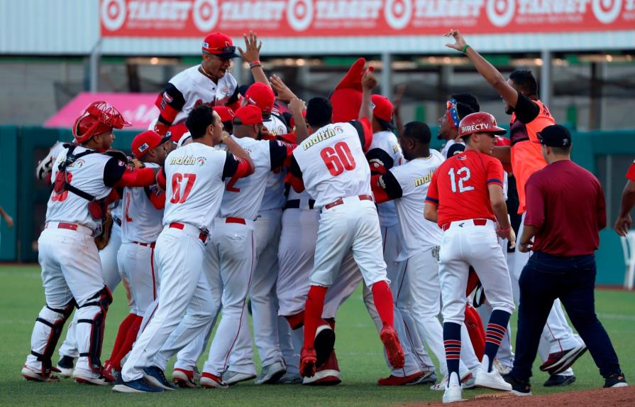 Venezuela blanquea a México y avanza a la final de la Serie del Caribe 