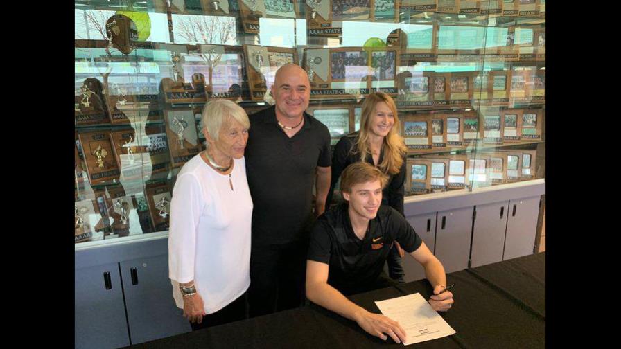 Hijo de Andre Agassi y Steffi Graf Graf, ¿otro “as” del deporte? Hijo de Andre Agassi y Steffi Graf Graf, ¿otro “as” del deporte?