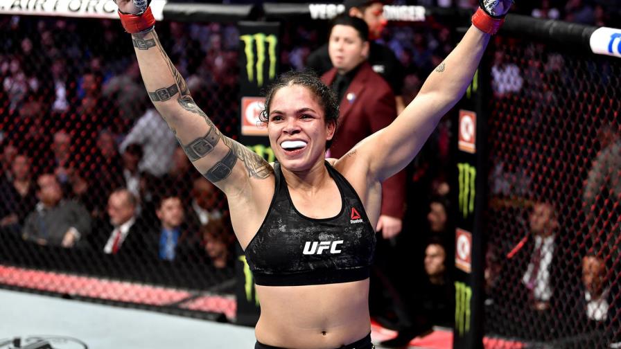 Brasileña retiene campeonato  en la UFC