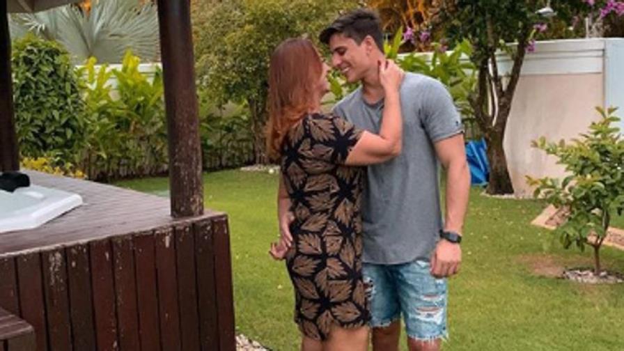 Conoce la vida excéntrica del padrastro de Neymar de 22 años Conoce la vida excéntrica del padrastro de Neymar de 22 años