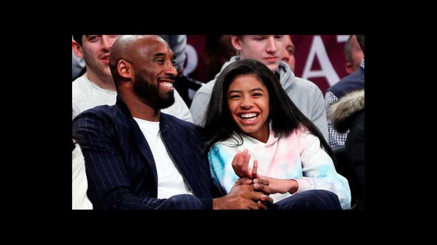 Vanessa Bryant cambia nombre de fundación en honor de su esposo e hija 