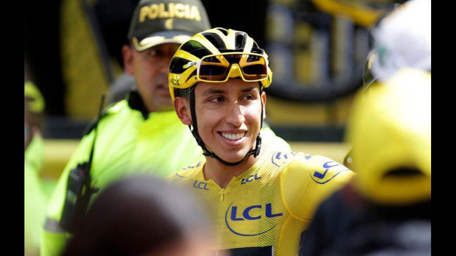 El campeón del Tour de Francia Egan Bernal festejado en Colombia