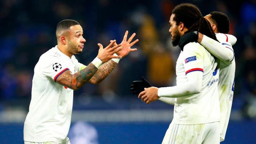 El Lyon logra el pase a octavos tras un empate de infarto