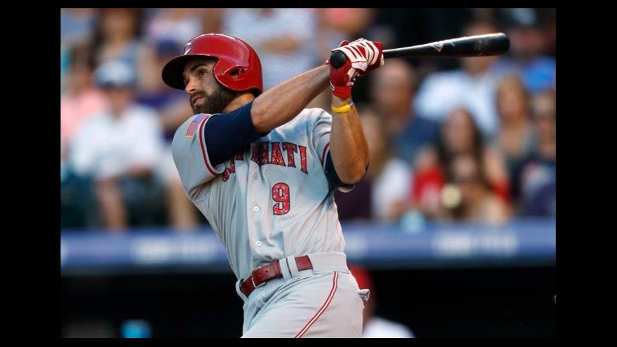 José Peraza y los Medias Rojas acuerdan pacto por un año