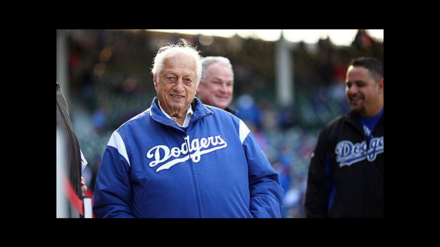 Tommy Lasorda envió un mensaje de aliento a los fanáticos