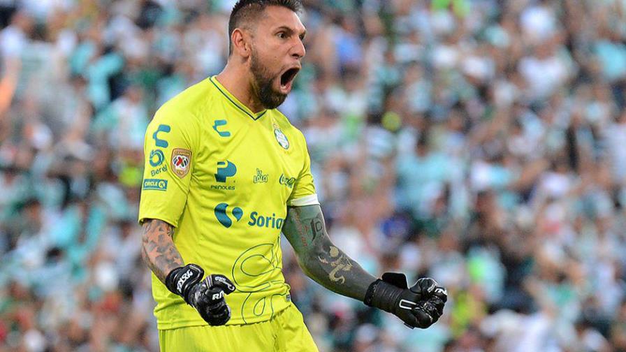 Golero Orozco revela que es uno de los ocho jugadores del Santos de México infectados por coronavirus
