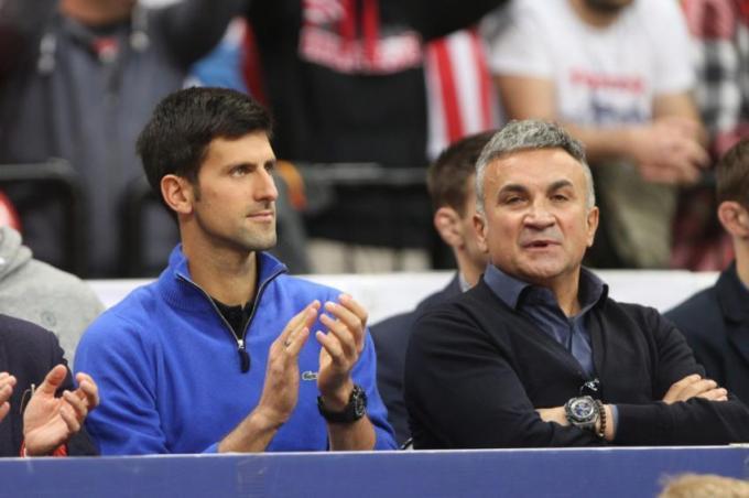 Padre de Djokovic a Federer: “Sigues jugando a los 40 años porque no puede aceptar que mi hijo sea mejor”