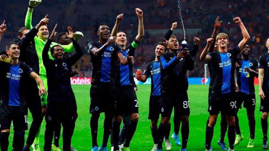 Liga belga vuelve a aplazar la decisión sobre parón definitivo
