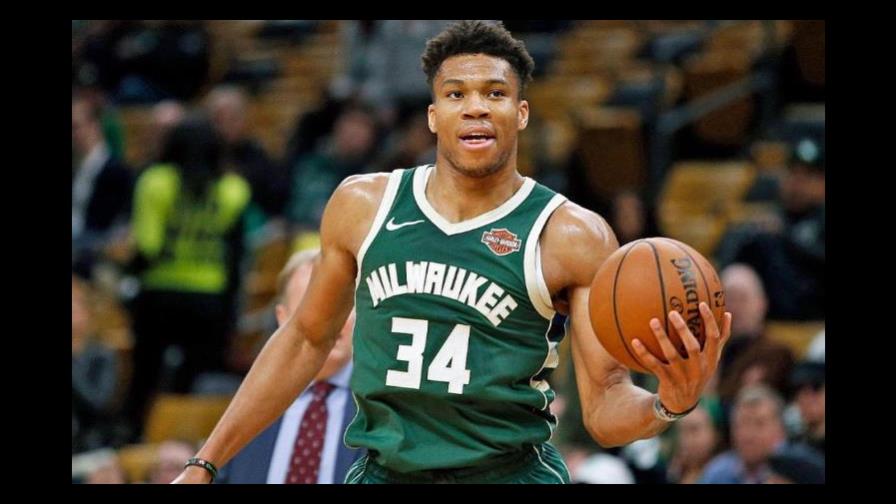 Jugadores de NBA, orillados a entrenar con lo que pueden