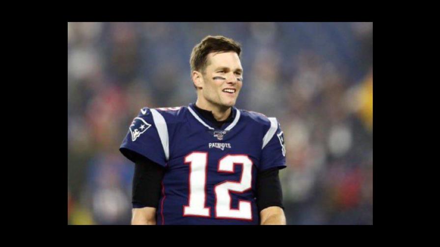 Encuentran a Tom Brady haciendo ejercicio en parque cerrado por coronavirus