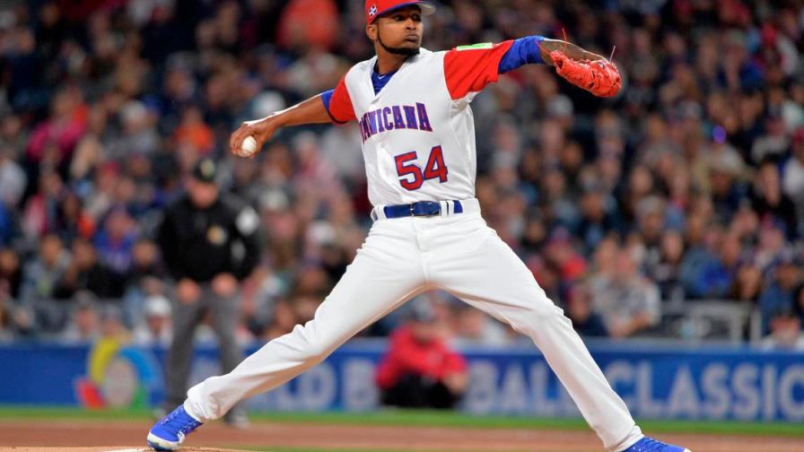 Ervin Santana y Wilkin Castillo integran en equipo dominicano para preolímpico Ervin Santana y Wilkin Castillo integran en equipo dominicano para preolímpico