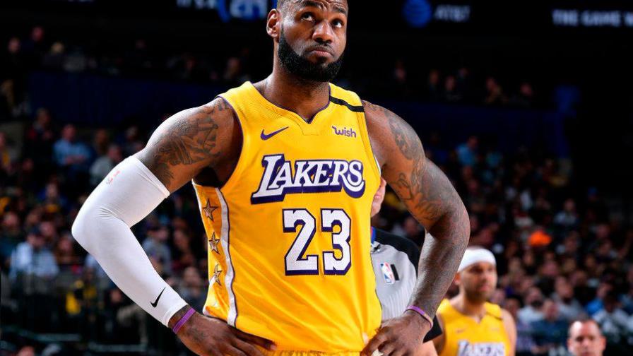 LeBron sobre el coronavirus: “Sería decepcionante jugar sin fanáticos, pero haremos caso a los expertos” LeBron sobre el coronavirus: “Sería decepcionante jugar sin fanáticos, pero haremos caso a los expertos”