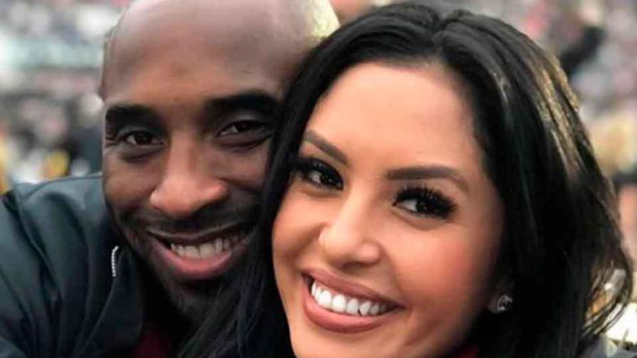 Vanessa Bryant comparte la dedicatoria de Kobe en el libro que publicó Vanessa Bryant comparte la dedicatoria de Kobe en el libro que publicó