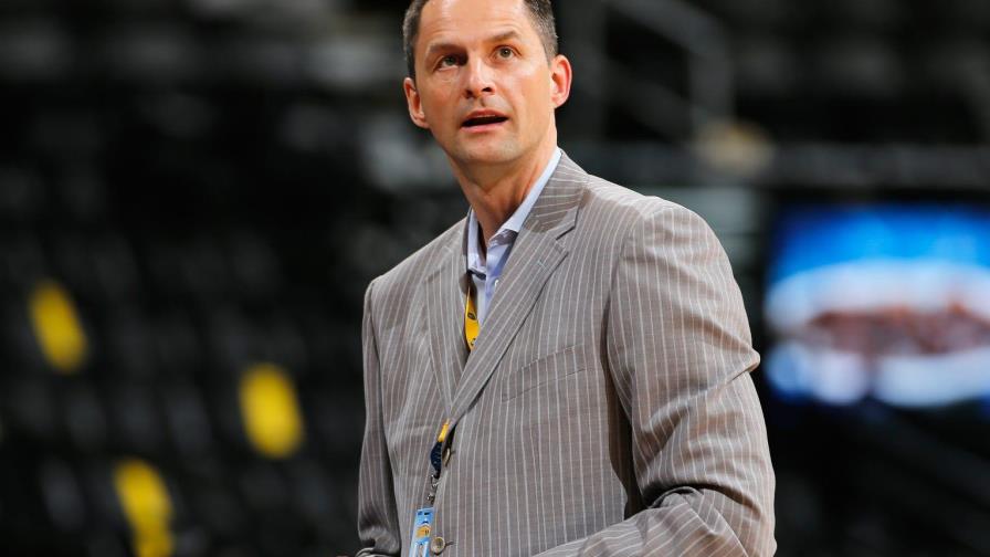 Chicago Bulls eligen Arturas Karnisovas para reconstruir el equipo