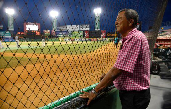 La Dominican Summer League dedica temporada a Neftali Cruz