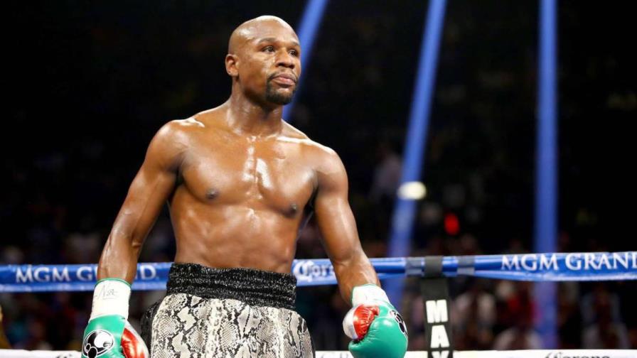 Mayweather se ofrece a pagar cuatro funerales de George Floyd