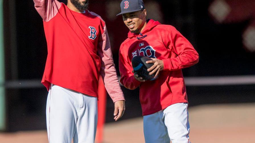 Los Medias Rojas cambian a Mookie Betts y David Price a Dodgers 