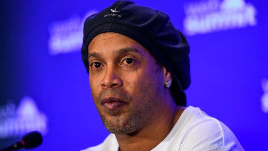 Ronaldinho, favorecido con proceso abreviado por escándalo en Paraguay