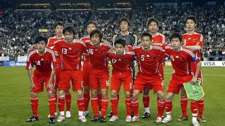 Federación china sugiere bajar los salarios de los jugadores al menos un 30%