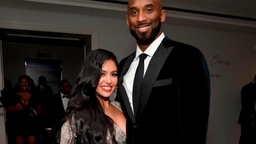 Esposa de Kobe Bryant pide a juez integrar a su hija Capri en el testamento Esposa de Kobe Bryant pide a juez integrar a su hija Capri en el testamento