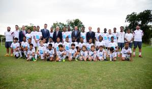 Emilio Butragueño inaugura nueva sede de la escuela de fútbol de la Fundación Real Madrid