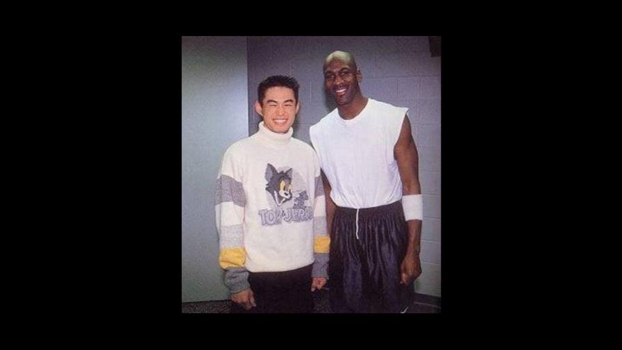 Mira la reacción de Ichiro Suzuki al conocer a Michael Jordan