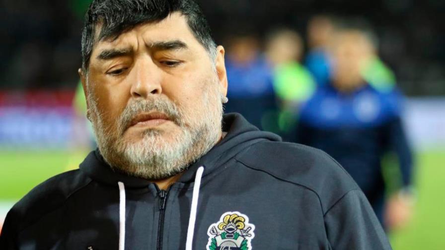 Diego Maradona envía mensaje de apoyo a italianos por coronavirus Diego Maradona envía mensaje de apoyo a italianos por coronavirus