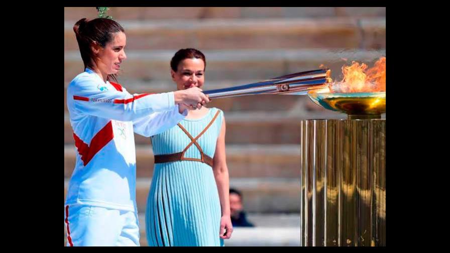 Antorcha de los Juegos Olímpicos de Tokio 2020 aterriza en Japón