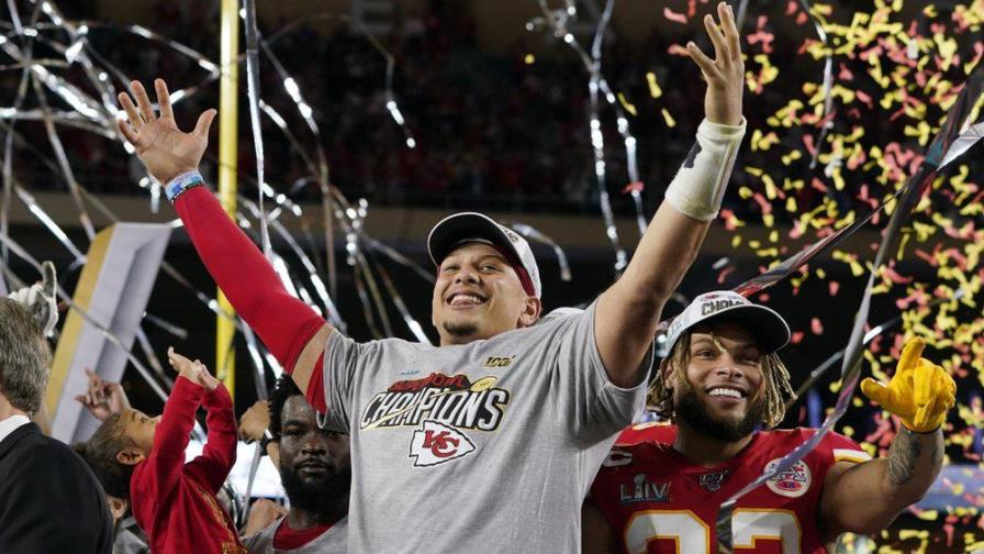 Patrick Mahomes y los Chiefs van por extensión de contrato
