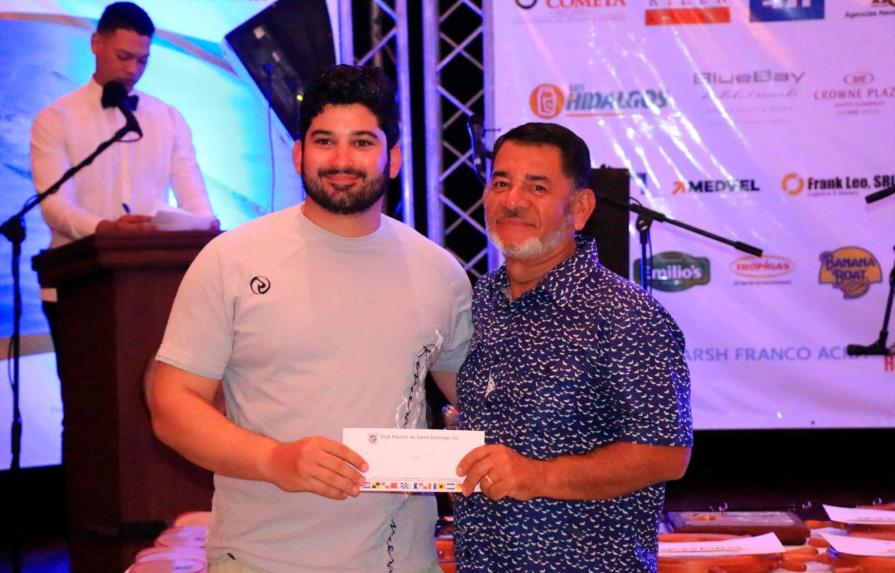 Horacio Read gana el primer lugar torneo de pesca El Dorado