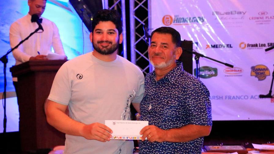 Horacio Read gana el primer lugar torneo de pesca El Dorado