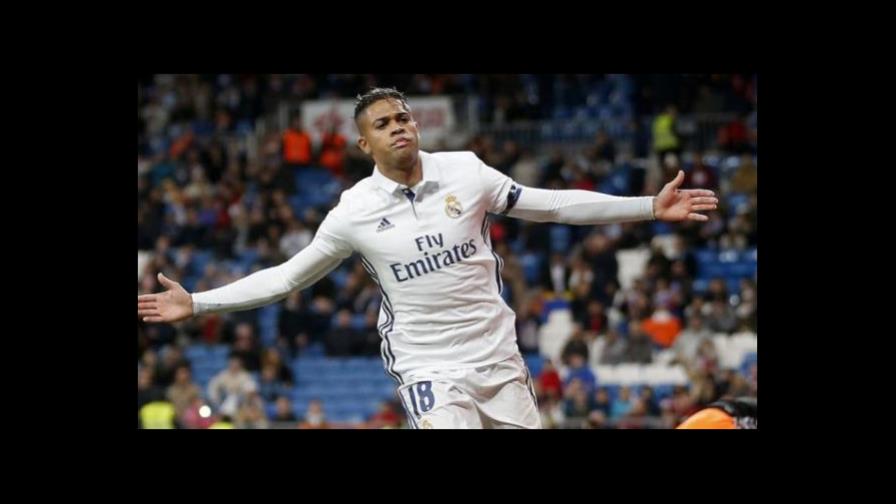 Dominicano Mariano Díaz convierte su primer doblete como jugador del Real Madrid 